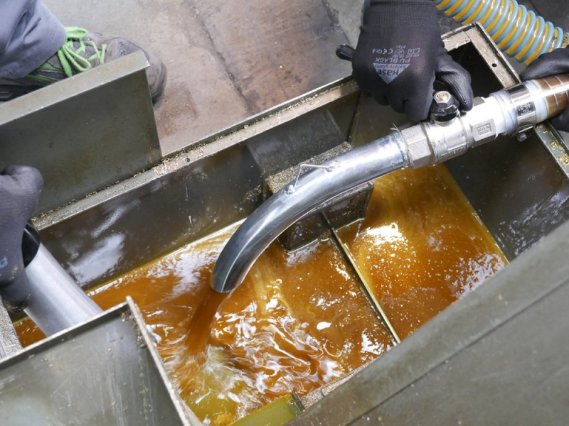 高粘度油品選擇什么濾油機(jī)？